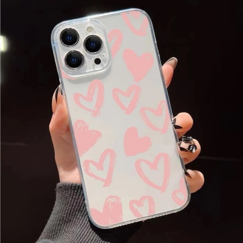 ⚠️Clearance💕iPhone 11 Pro/Pro Max Heart Pattern Clear iPhone Case - Picture 2 of 4